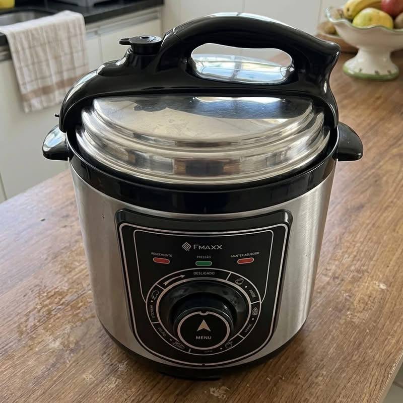Panela De Pressão Elétrica Fmaxx Chef 4 Litros 800w Prateado 60hz