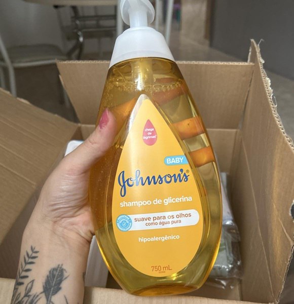 Johnson's Baby Shampoo Glicerina Para Bebê - 750ml