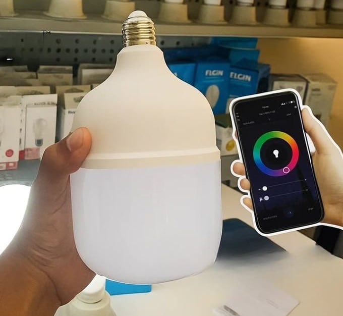 Lâmpada Inteligente Alta Potência 20W Elgin Color RGB Wifi Compatível com Alexa e Google Home