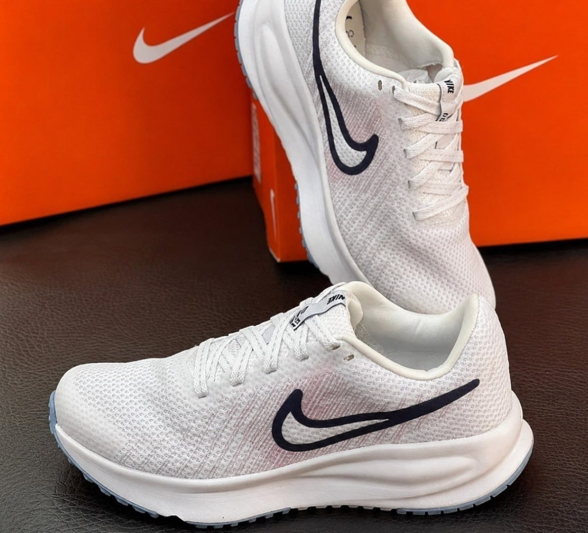 Tênis Nike Run Defy Feminino Branco/preto 40 Br