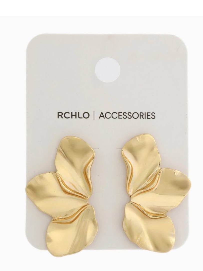 Brinco feminino martelado folha dourado