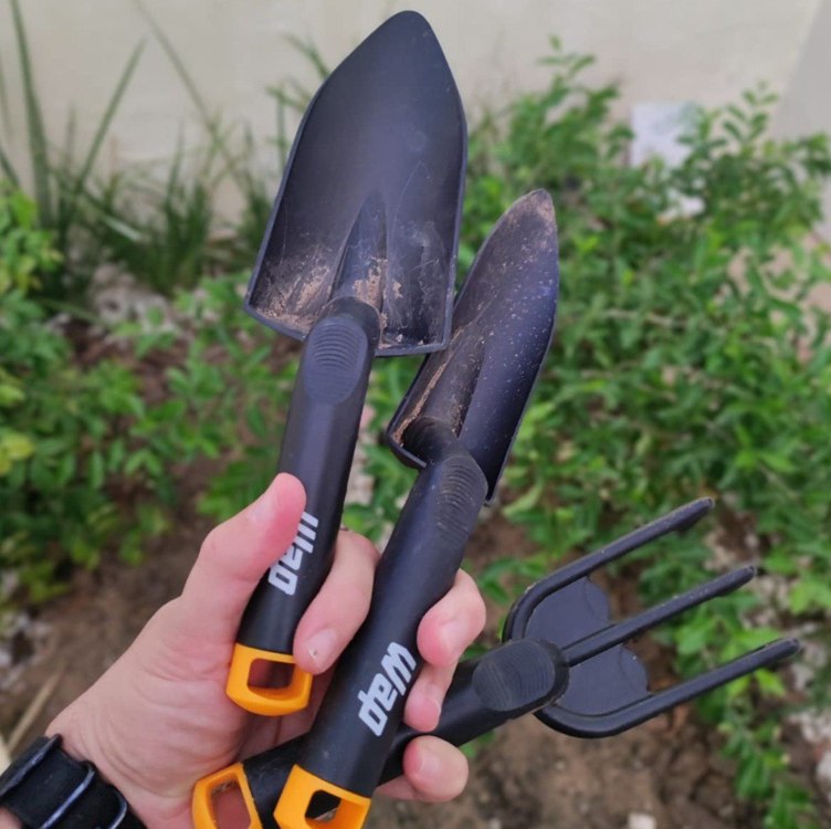WAP Kit Jardinagem Manual com Duas Pás e um Ancinho GKJM01