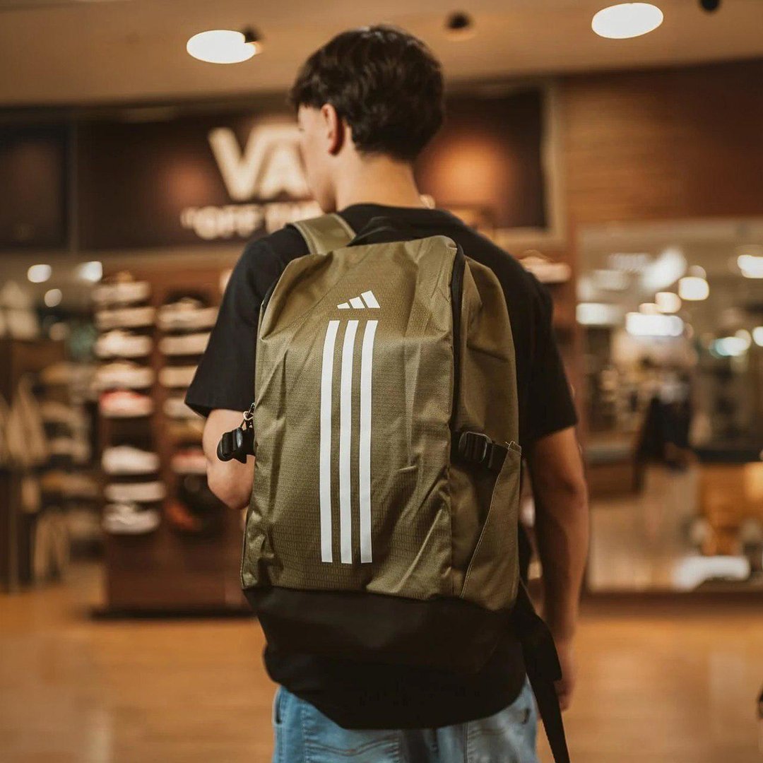 Mochila Adidas Essentials