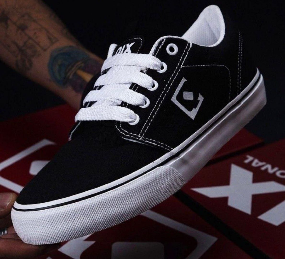 Tênis Qix Skate Combat 3 Vulcan Preto Branco Original