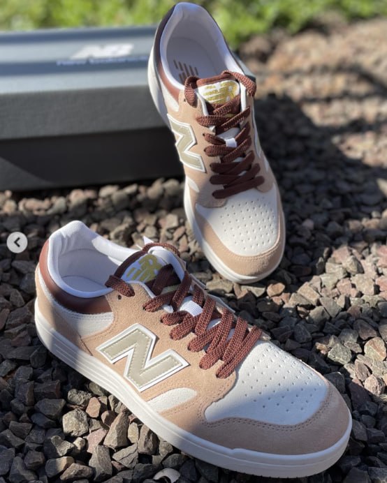 Tênis New Balance 480 Low Unissex Casual Confortável Bege