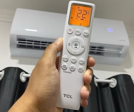 Ar Condicionado Inverter TCL Tpro 2.0 9000 Btus Quente/frio - 220v