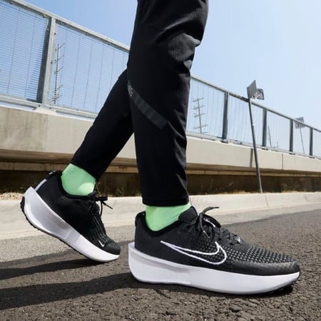 Tênis Nike Interact Run Feminino