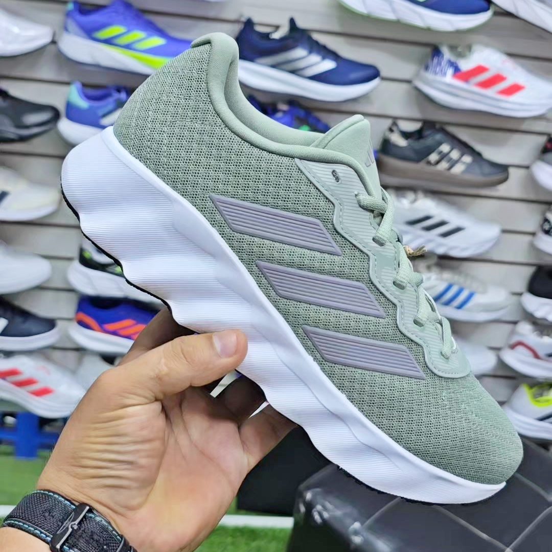 Tenis de Corrida Adidas Switch Move Masculino - Num. 41 ou 42