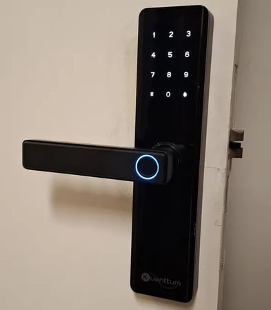 Fechadura Eletrônica Digital Kuanttum Beta PRO Wi-Fi App - Preto