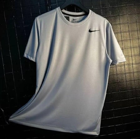 Camiseta Nike Dri-fit Legend Masculina