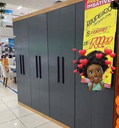 Guarda-roupa Casal 8 Portas 4 Gavetas Araplac Porto Largura: 240cm Altura: 218cm Profundid...