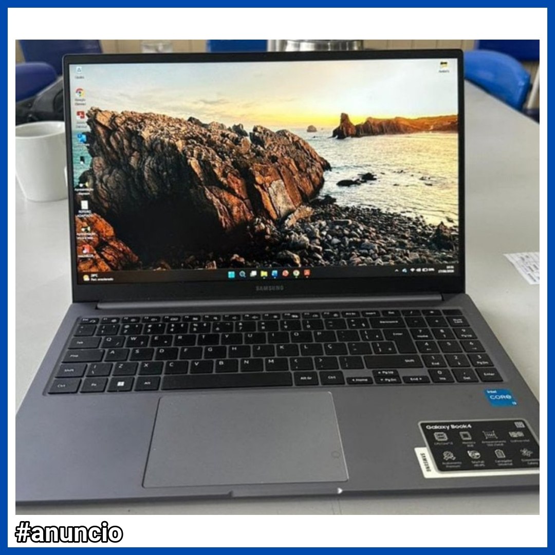 Notebook Samsung Galaxy Book4 i3 8GB 256GB SSD Tela 15.6'' Full HD LED UHD Graphics Windows 11 Home