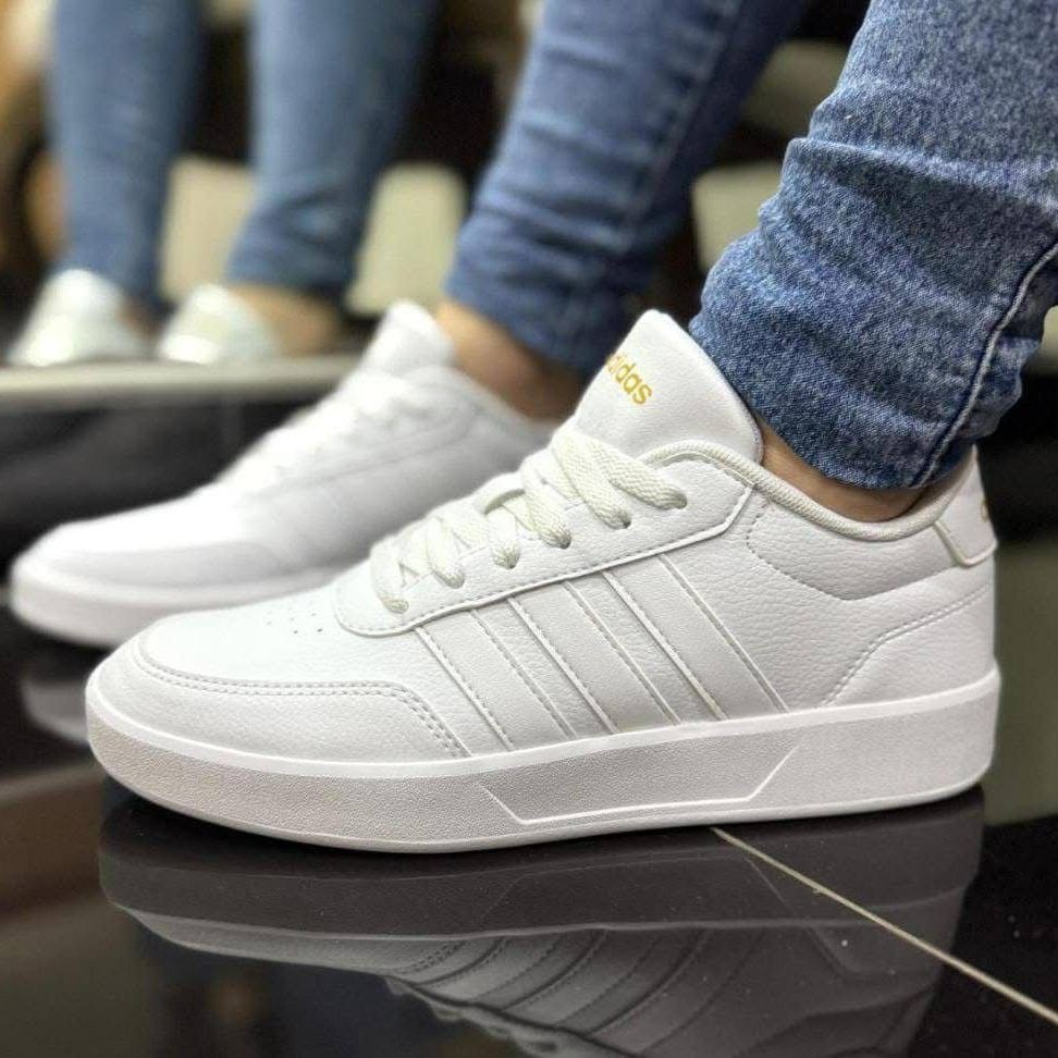 Tênis Adidas Breaknet