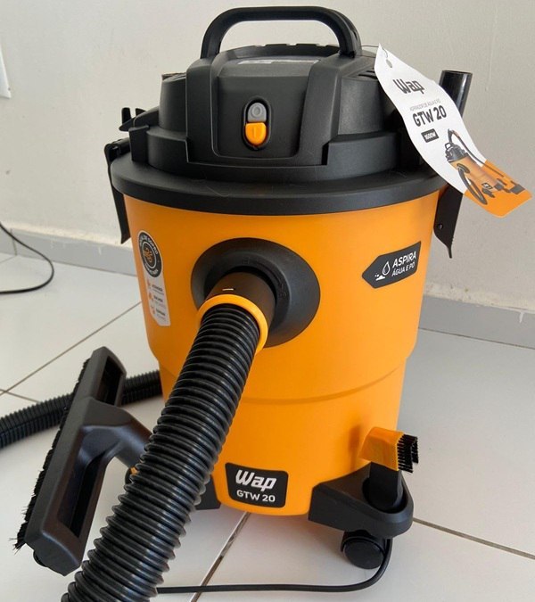 Aspirador de Pó e Água WAP GTW 20 com Filtro Lavável 20 Litros 1600W - 110v/220v
