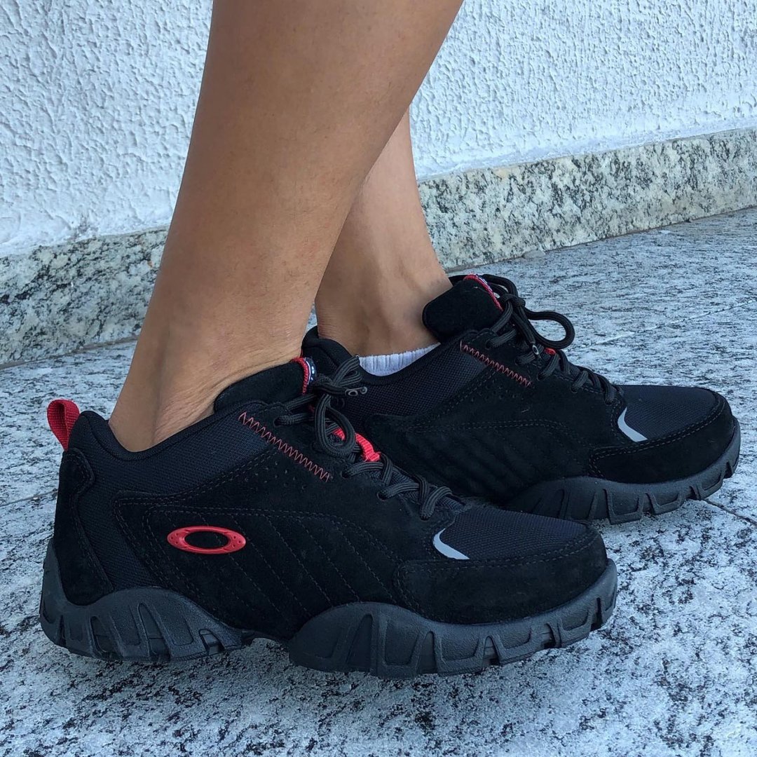 Tenis Oakley Masculino Attack