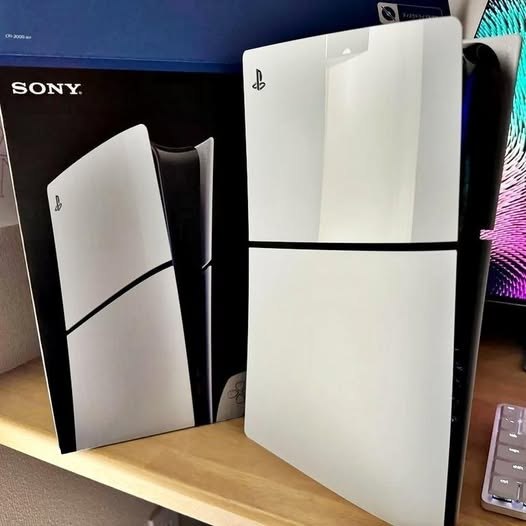 PlayStation 5 Edição Digital 825GB c/ 1 Controle sem fio DualSense Branco Sony