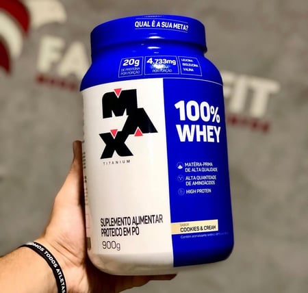 Max Titanium 100% Whey (900G) - Sabor Cookies And Cream
