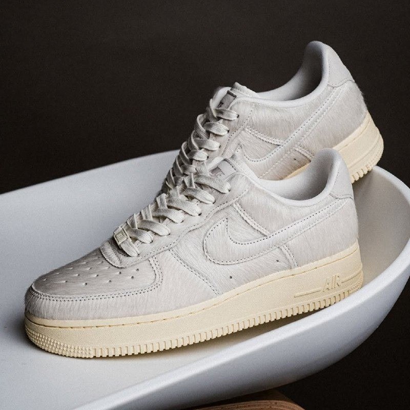 Tênis Nike Air Force 1 '07 Pony Hair Feminino