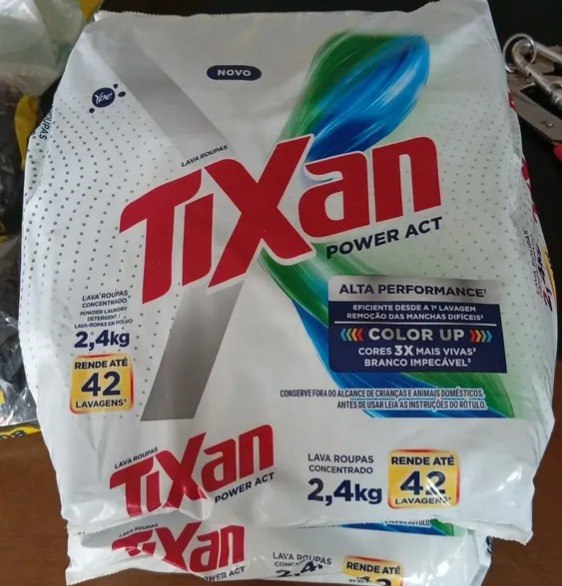 Lava Roupas em Pó Concentrado Tixan Power Act Pacote 2,4kg