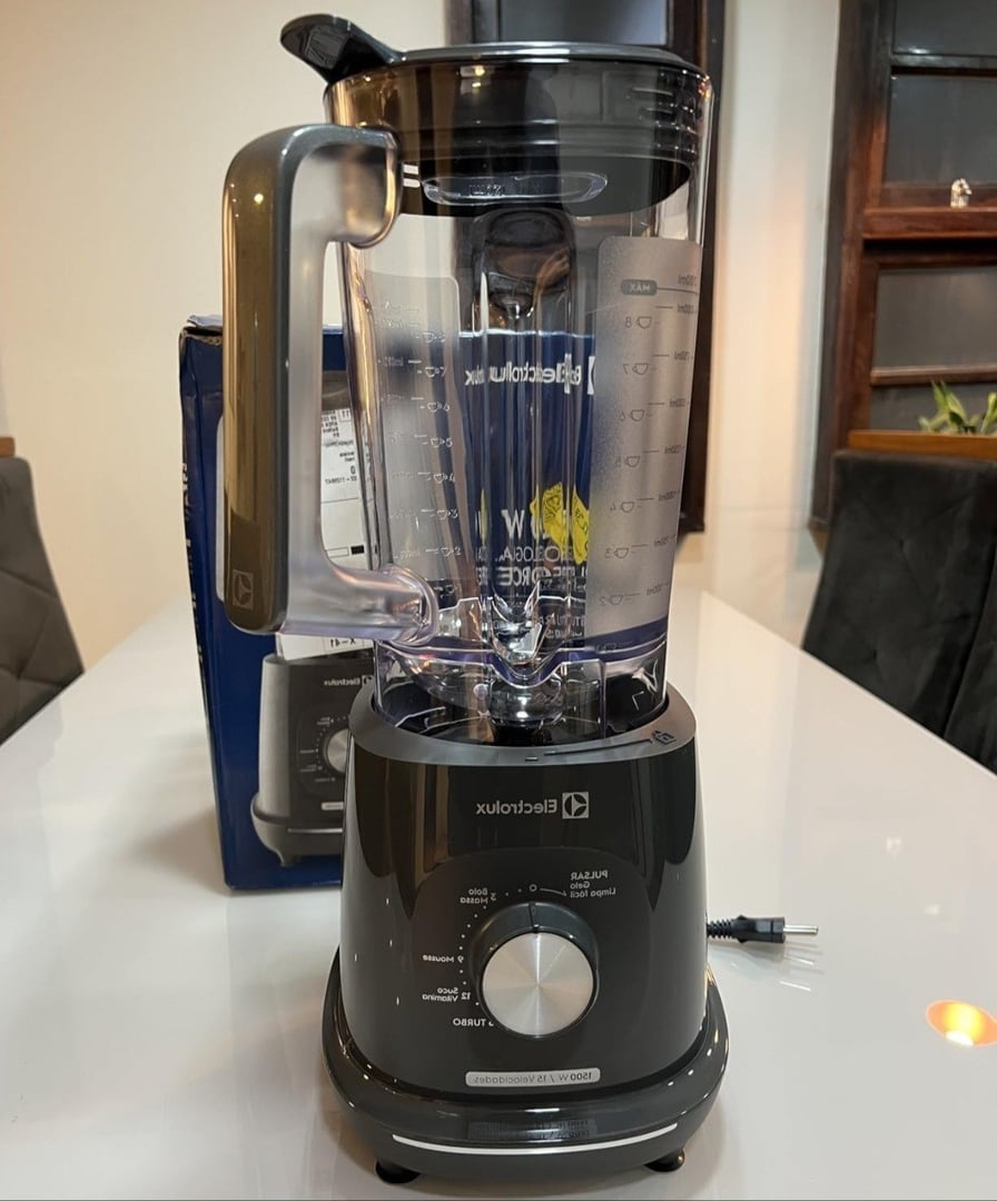 Electrolux Liquidificador Efficient TriForce 1500W 3,2L Pulsar 3 em 1 15 Velocidades Cinza - 110v/220v