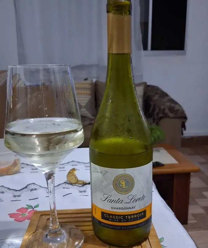 Vinho Fino Branco Chileno Santa Loreto Varietal Chardonnay 750ml