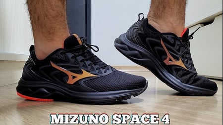 Mizuno Space 4