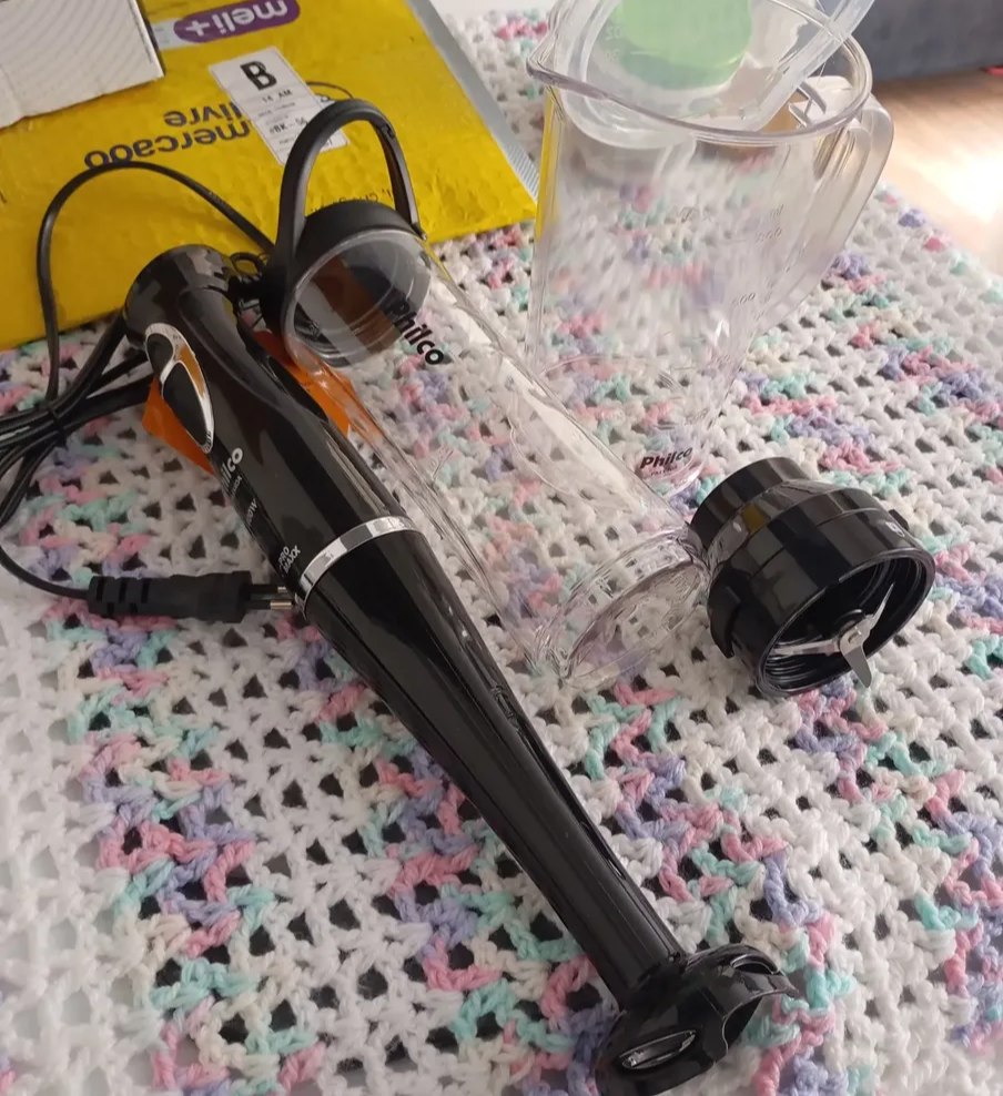 Combo Mixer e Blender Philco 400W Preto Pro Maxx 2 Velocidades - 110v/220v