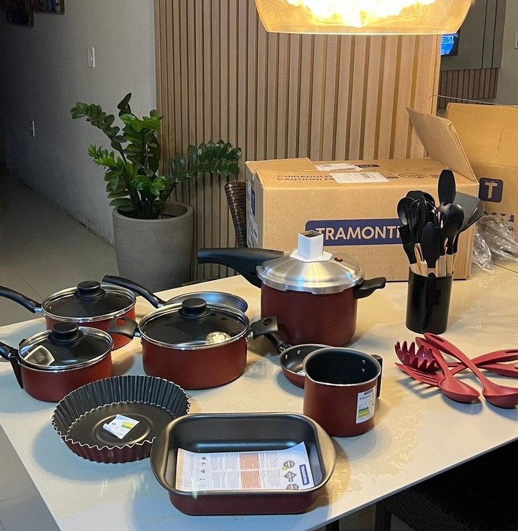Jogo De Panelas Tramontina 13 Peças Com Panela De Pressão e Utensílios