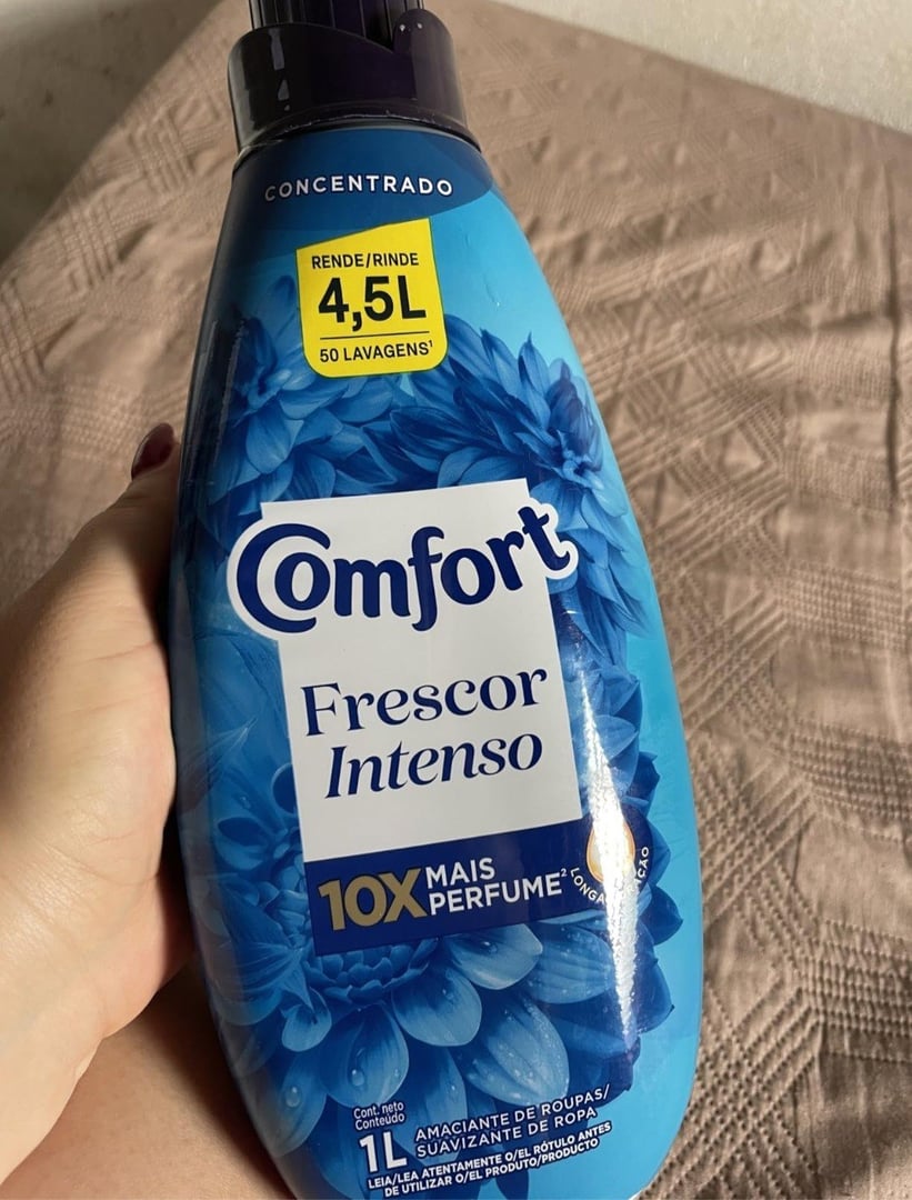 Amaciante Comfort Concentrado Frescor Intenso 1L (Rende 4,5 Litros)