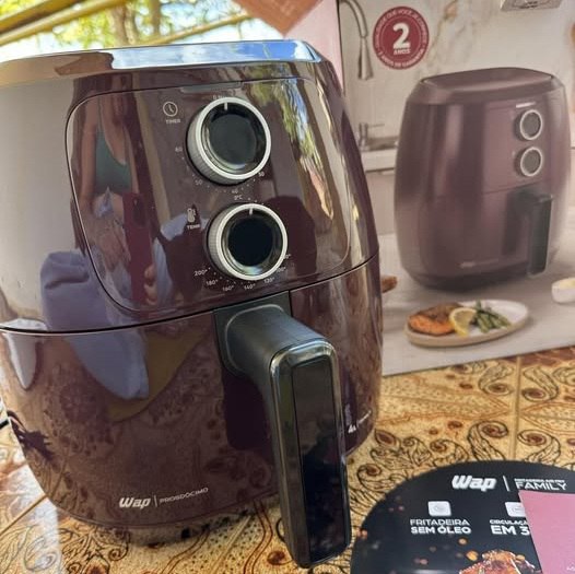 Fritadeira Elétrica Air Fryer Wap Family 4L c/ Timer Antiaderente Cinza - 110v/220v