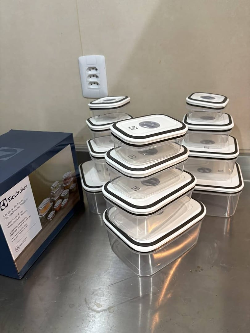Jogo de Potes de Plástico Hermético Electrolux com Tampa 41029853 10 Peças
