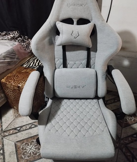 Cadeira Gamer Husky Tempest 700, Até 145kg c/ Almofadas Reclinável 150º PU Descanso para P...