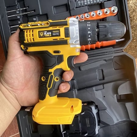 Parafusadeira E Furadeira Impacto The Black Tools Tb-21pw 3/8 Cor Amarelo Frequência 50/60...