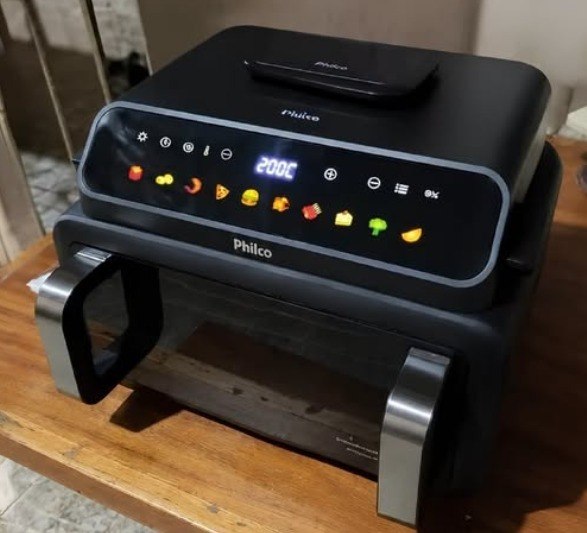 Fritadeira Air Fryer Paf11c Preto Com Acabamento Em Inox 220v