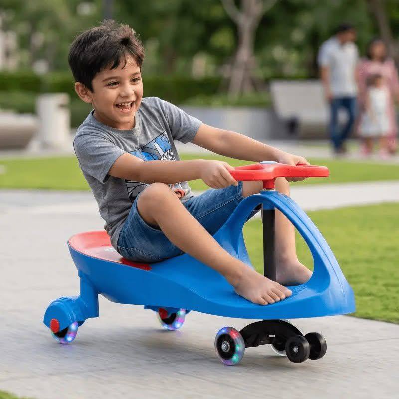 Castela Carrinho Rolimã Zig Zag Car Azul 360 Roda Led Cor Azul Com Laranja