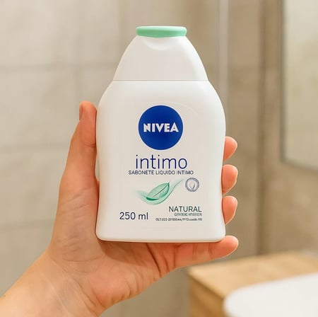 NIVEA Sabonete Líquido Íntimo Natural 250ml - Mantém o ph natural, com extrato de camomila...