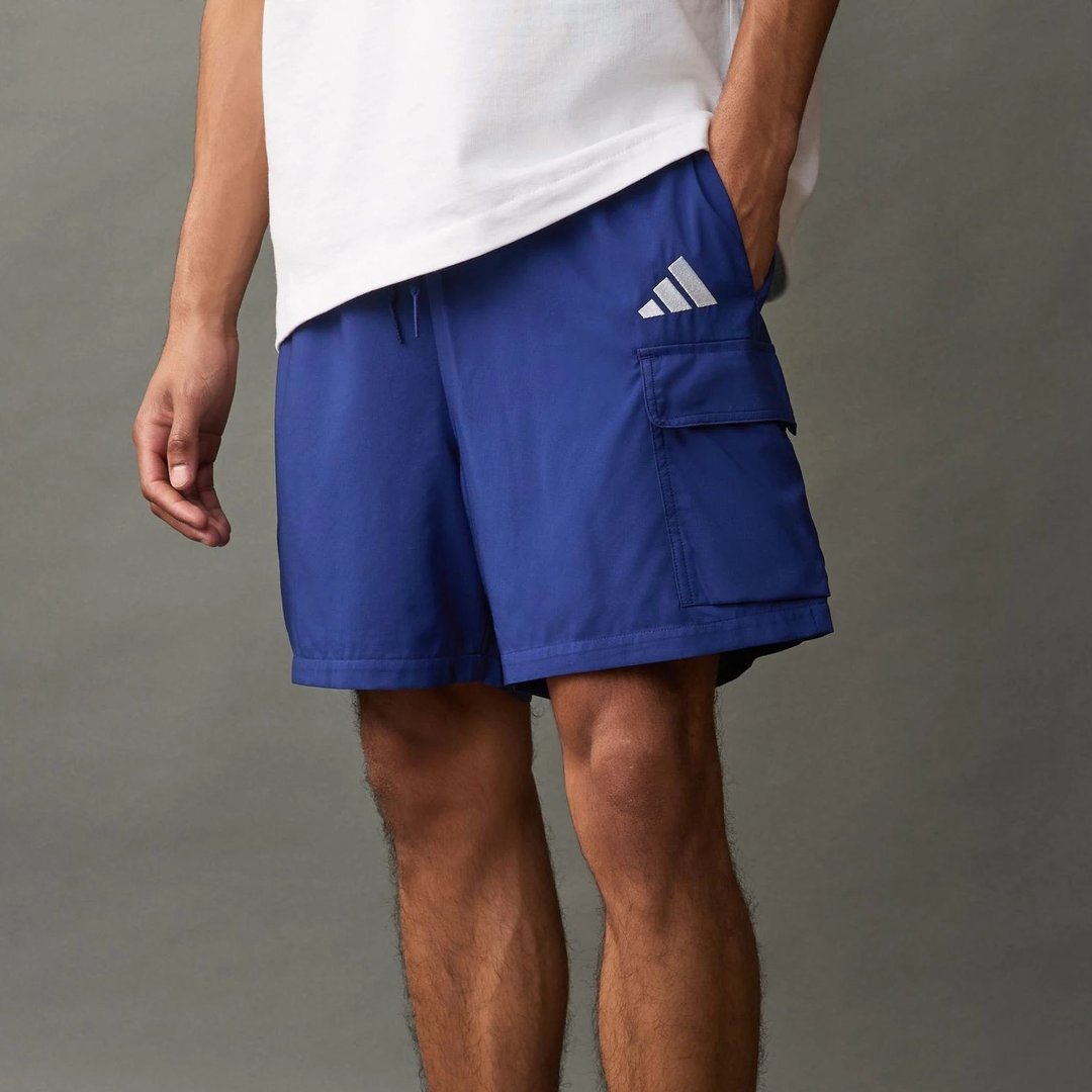 Shorts Cargo Adidas Chelsea Essentials Logo Azul - Tam. M e GG
