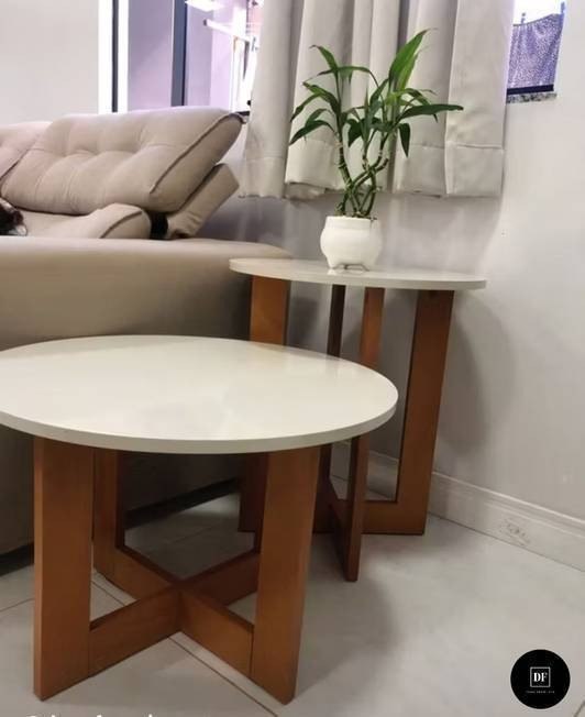 Conjunto 1 Mesa Lateral e 1 Mesa De Centro Redonda Madeira Estilo Retrô Para Sala De Estar...