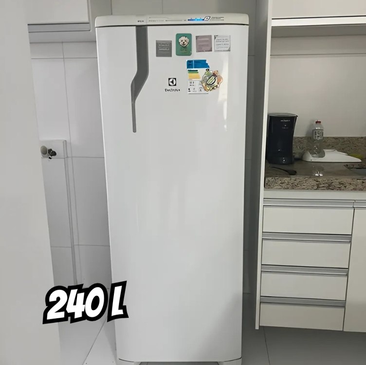 Geladeira Cycle Defrost Electrolux 240 Litros Degelo Prático Branco RE31 - 110V