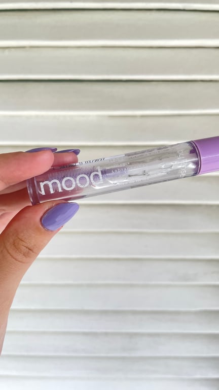 Sérum Mood de Sobrancelhas Ruby Rose