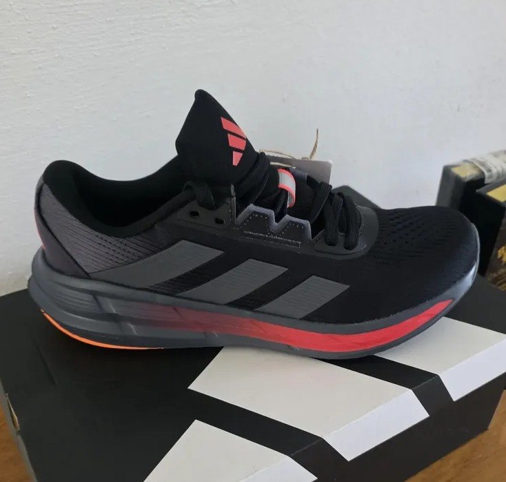 Tênis Adidas Questar 3 Masculino - Num. 38/39/40