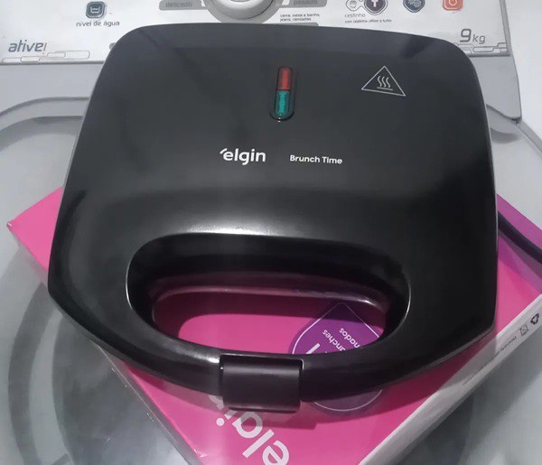 🤓Sanduicheira Brunch Time 2 Em 1 Elgin Antiaderente Preta