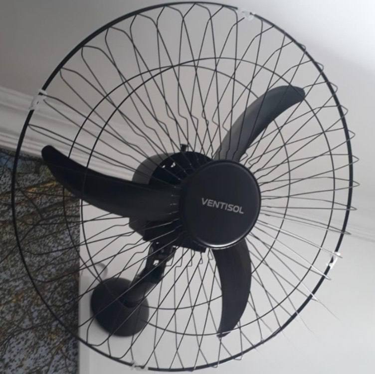Ventisol Ventilador de Parede Oscilante, 3 Pás Premium, Preto, 60cm, Bivolt