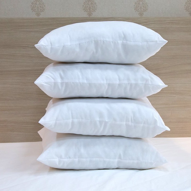 4 Travesseiros Antialérgico Impermeável 50x70 Super Macio Branco