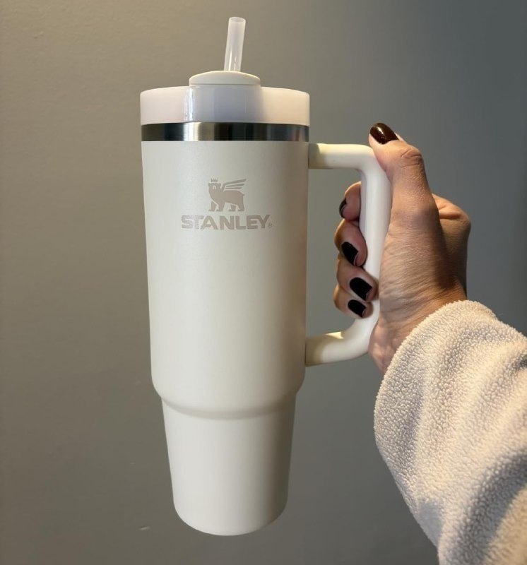 Stanley - Quencher H2.0 FlowState 1,18L - Copo de aço inoxidável com isolamento a vácuo, tampa e canudo, para água, chá gelado, café, smoothies e muito mais, Cream