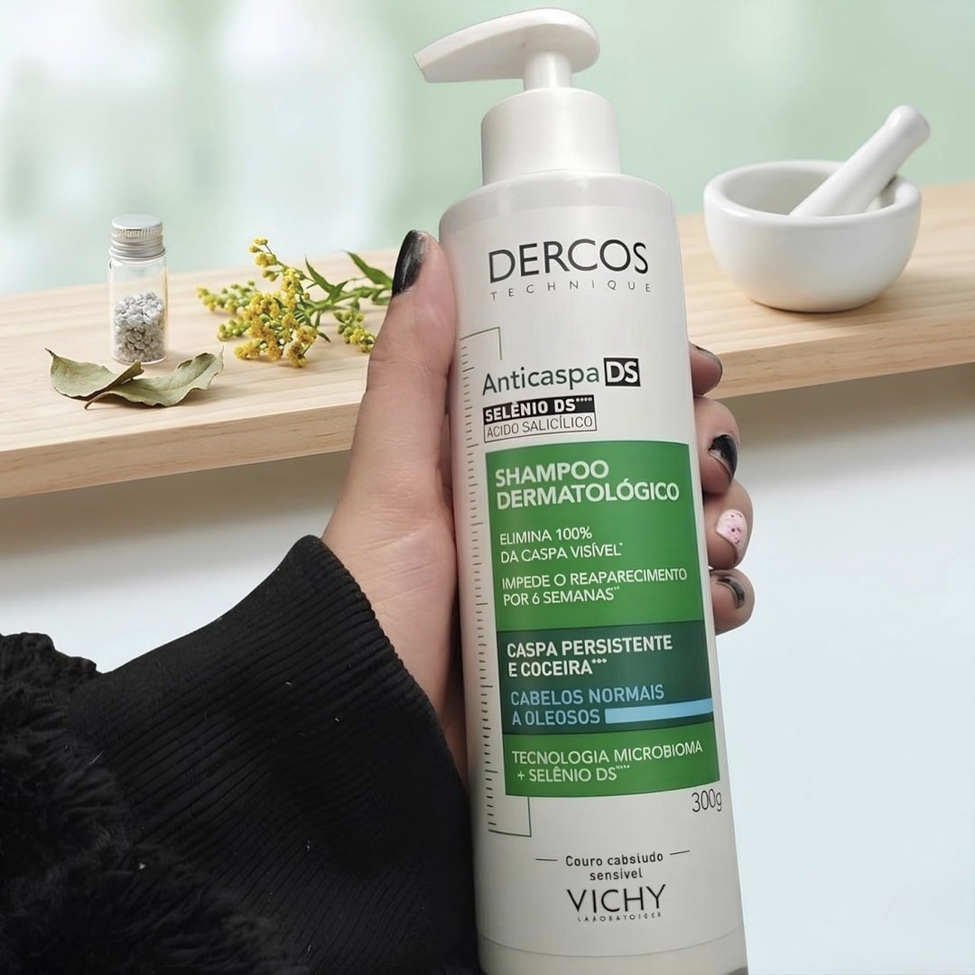 Vichy Dercos DS, Shampoo Anticaspa para Cabelos Normais a Oleosos, Elimina 100% da Caspa Visível e Coceira com Ação Antirreincidência por 6 Semanas, 300g