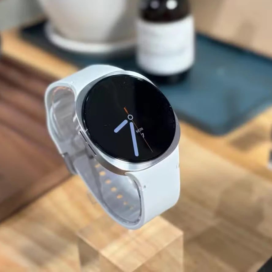 Samsung Galaxy Watch8 Smartwatch 40mm BT, Galaxy AI, Tela em Cristal de Safira
