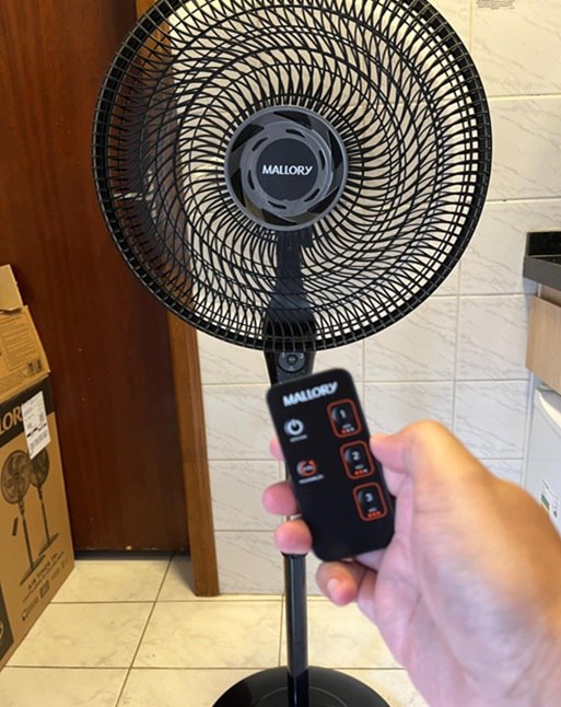 Ventilador de Coluna Mallory Air Timer TS+ Com Controle Remoto 126W, Silencioso, Com Hélic...