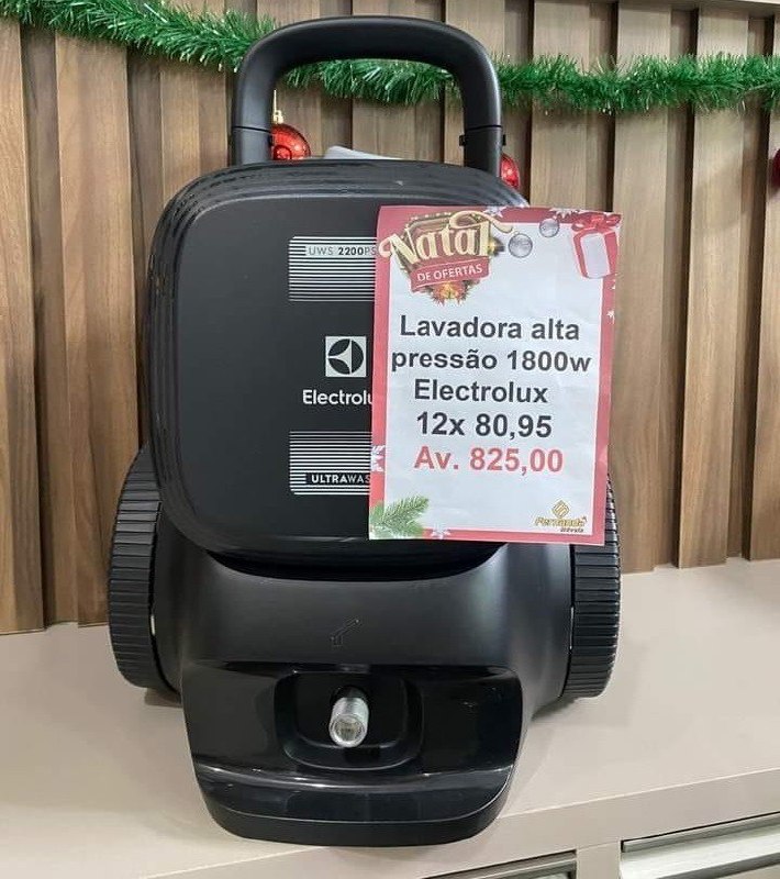 Lavadora de Alta Pressão Electrolux 2200PSI 1800W UltraWash Dispenser detergente - 110v/220v