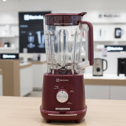 Liquidificador Electrolux 1000W de Potência com 2.7 Litros de Capacidade 5 Velocidades 4 L...
